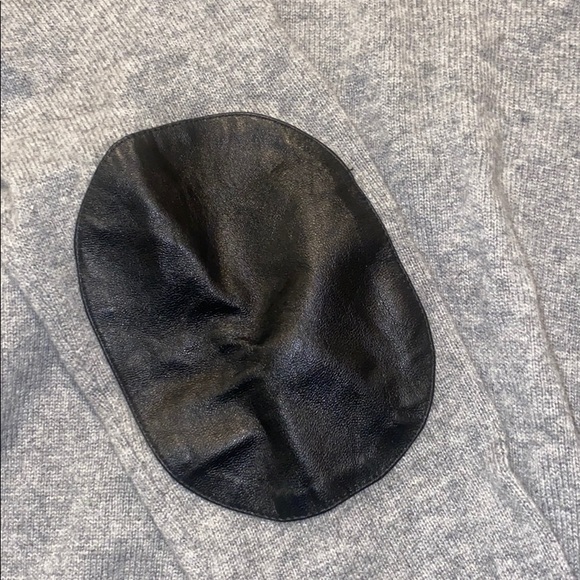 Pure Cashmere Sweater - Picture 4 of 7